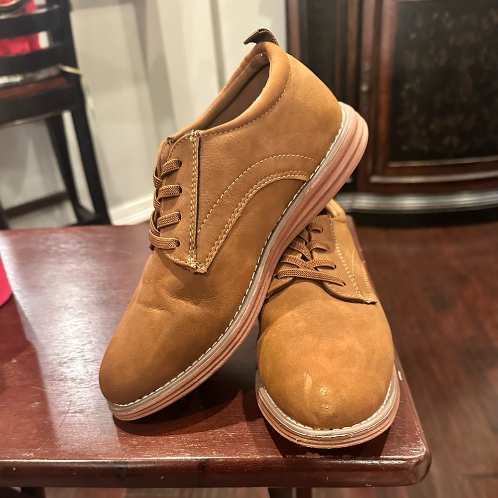 Deer Stags Dapper Jr. Boys Dress Shoes – Size 3 – Excellent Condition